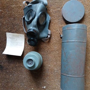 ww2 French Gas Mask in Canister and Instructions