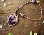 Amethyst Crystal Pendulum. Handmade Gemstone Divination Tool as a Witchy Gift for Pendulum Dowsing, Energy Readings and Reiki Chakra Healing