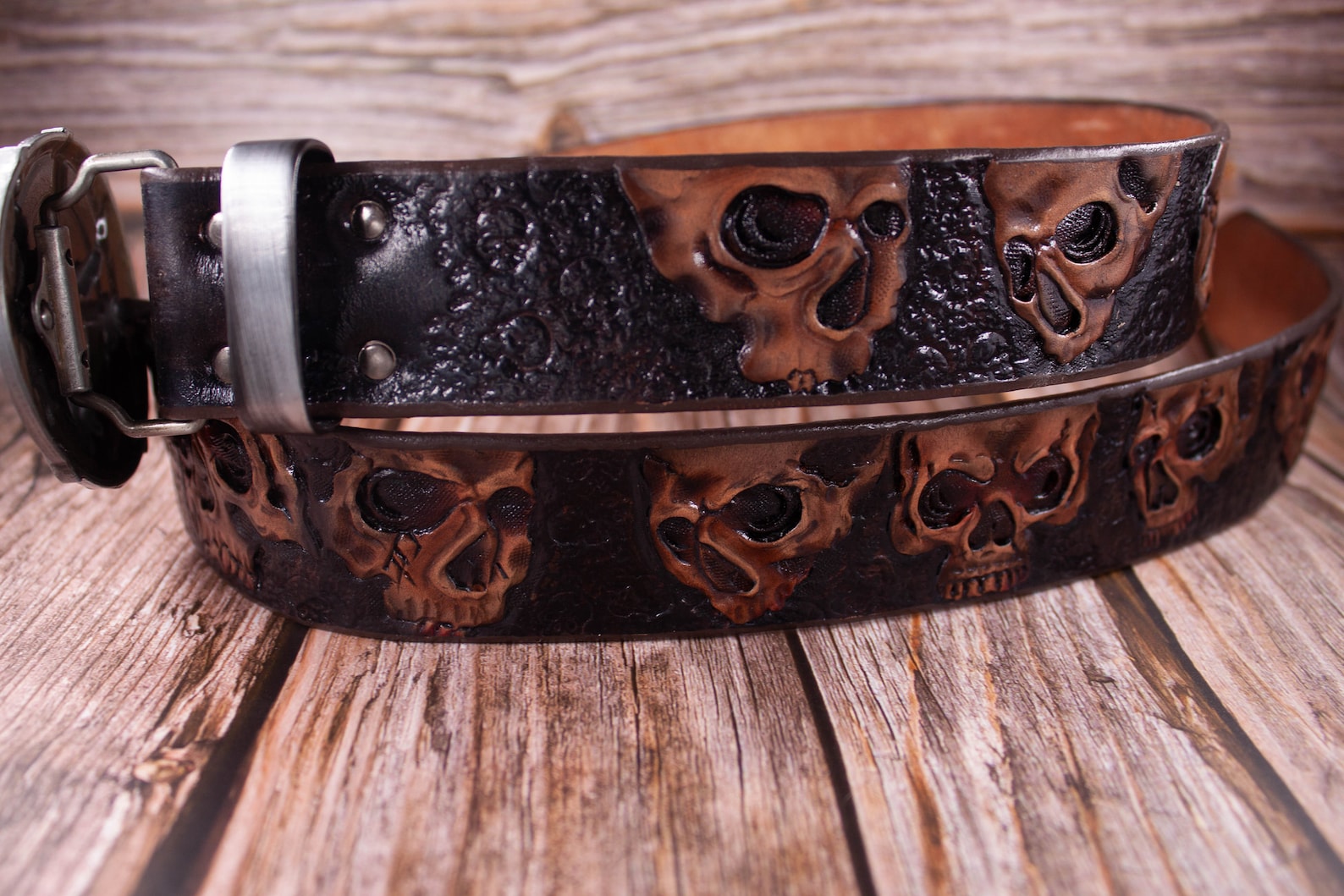 Custom skull leather belt hand tooled Brutal beltleather Etsy