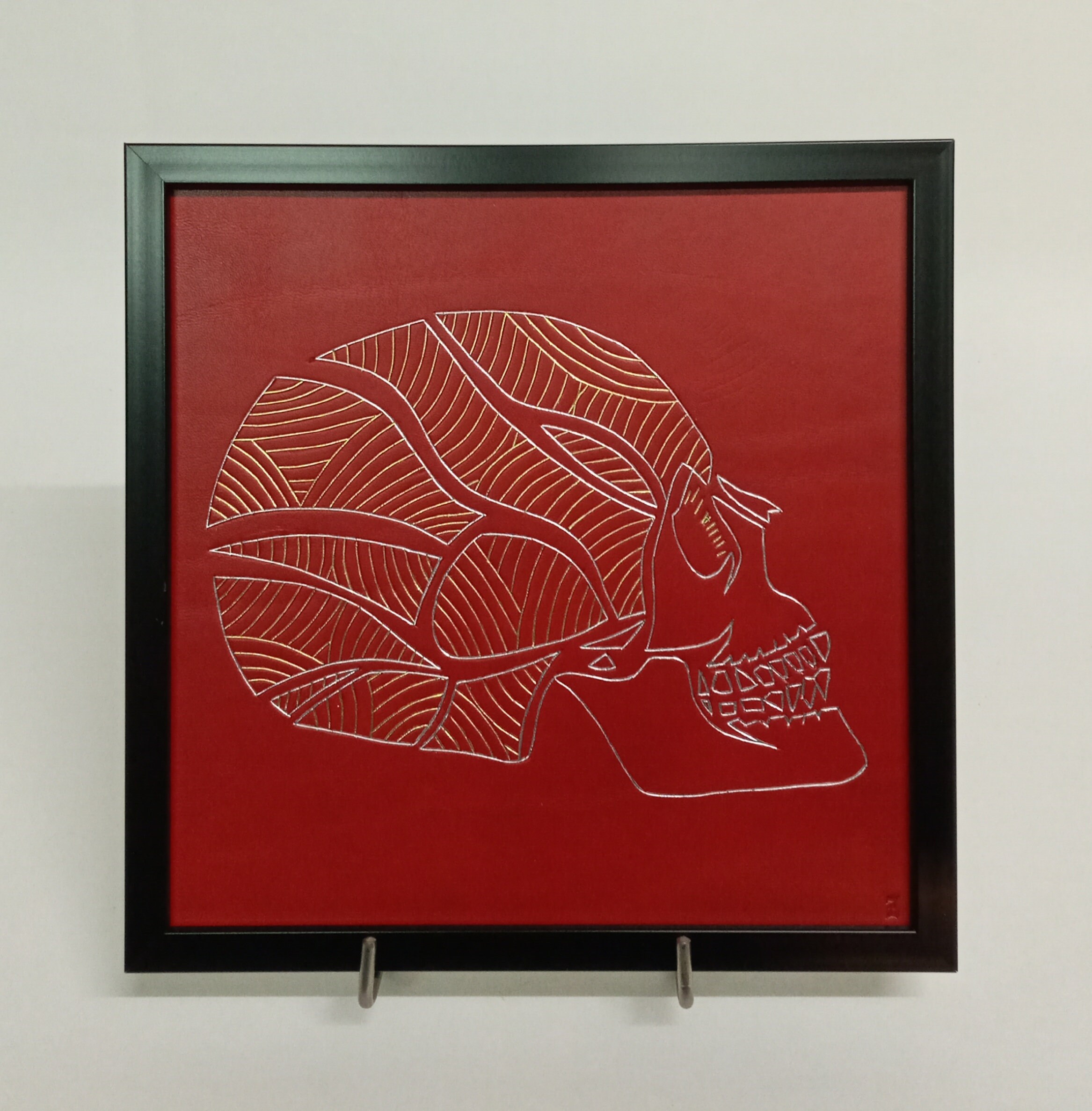 Tableau en Cuir Doré à Chaud, Tête de Vie - Mort