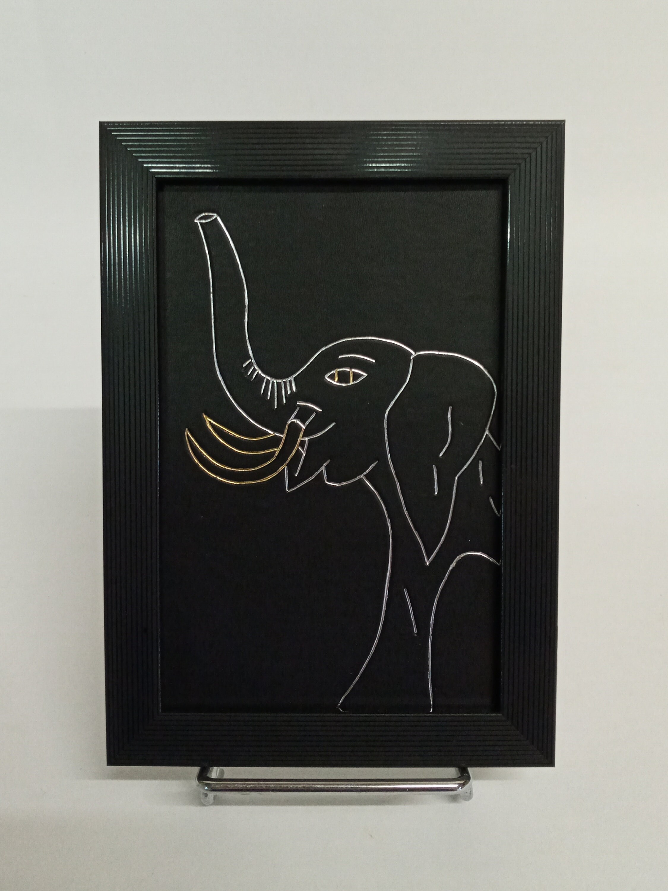 Tableau en Cuir Doré à Chaud, L'éléphant 1