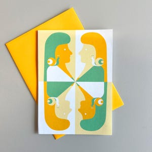 Femme avec un escargot - Carte A6 de luxe + Enveloppe