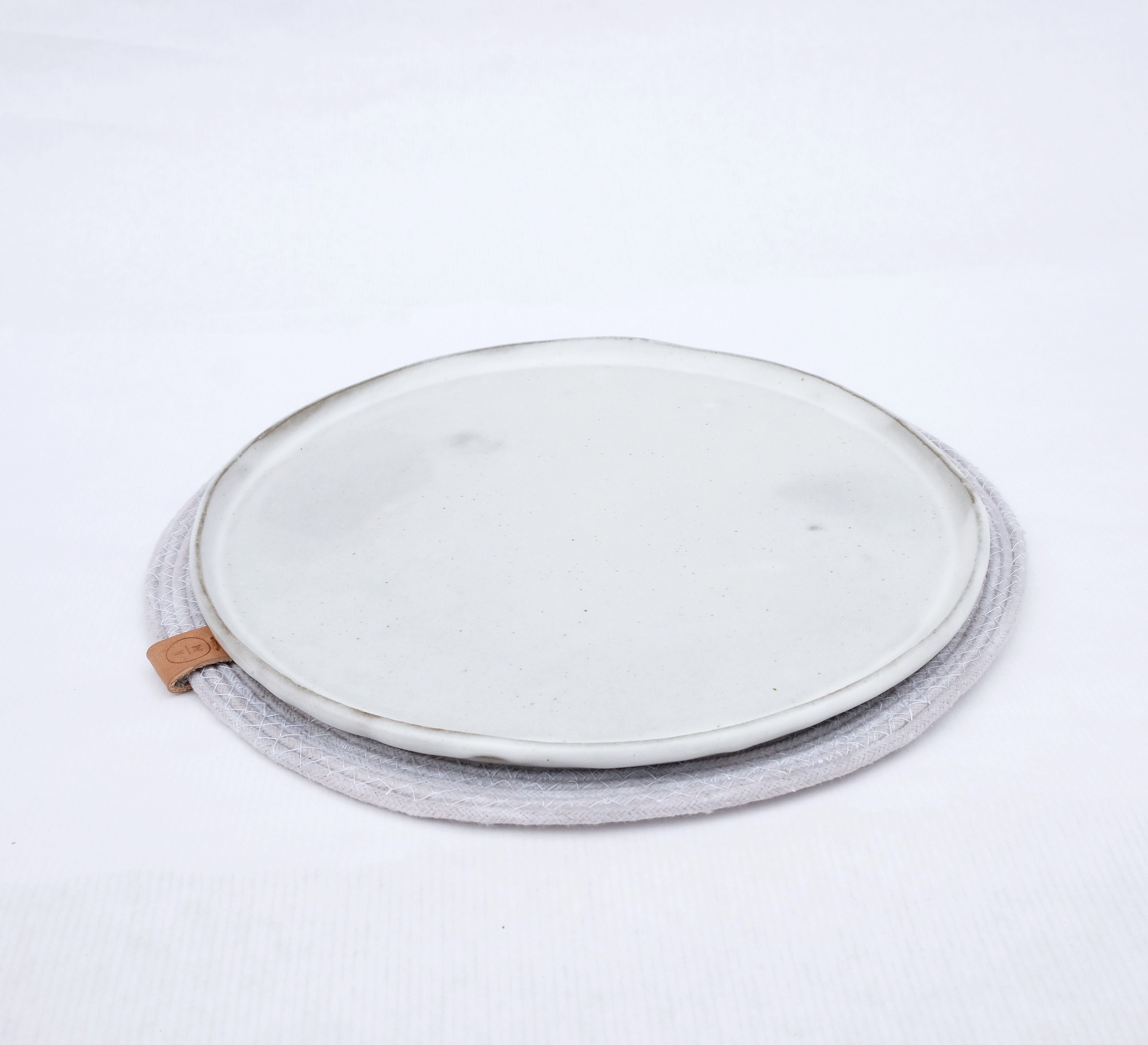 Set of 4 Plates 8" - Handmade plate - Food photo styling