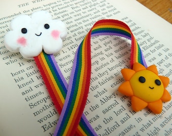 Bewölkter Tag Sonniger Regenbogen Lesezeichen