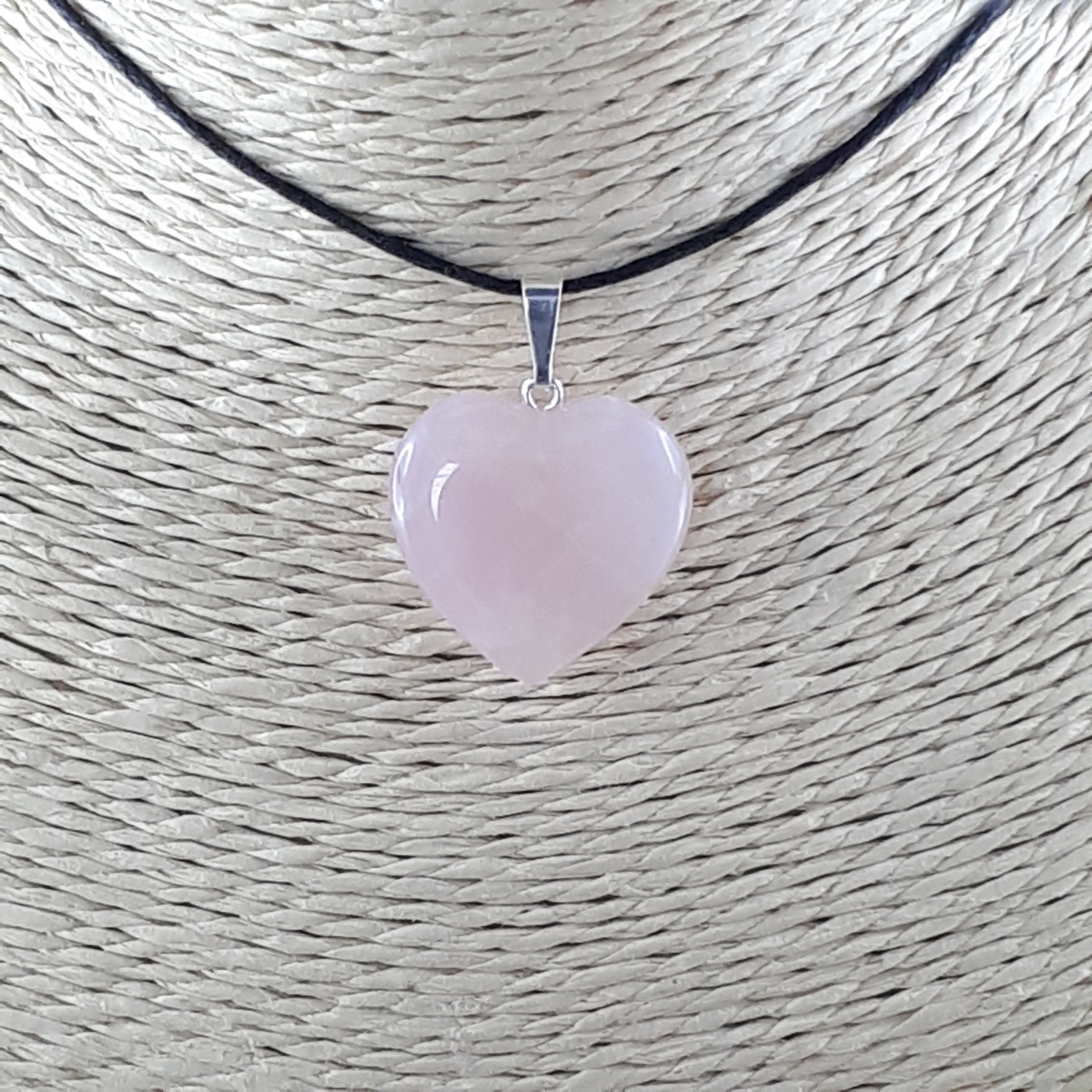 Pendentif Coeur quartz rose (TIF.Qr.02) - La cité des pierres - Boutique de  lithothérapie