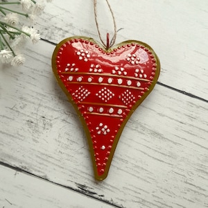 Red Metal Patterned Hanging Heart Decoration - TheHomeandHeartsShop - Rustic - Wall Decor - Shabby - Wedding - Gift - Christmas - Decorative