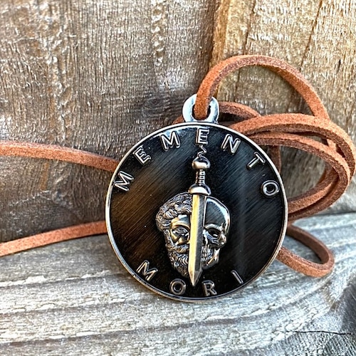 Pendentif ancien en argent Memento Mori - Pendentif stoïque