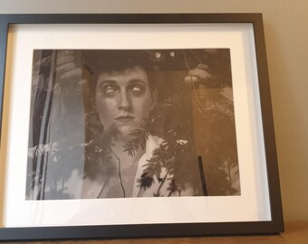 Framed photo print with black and white template