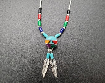 Collar con colgante multicolor con incrustaciones de plata líquida de 45 cm / Collar multicolor con incrustaciones de plata líquida / Plata de ley / Regalo para ella