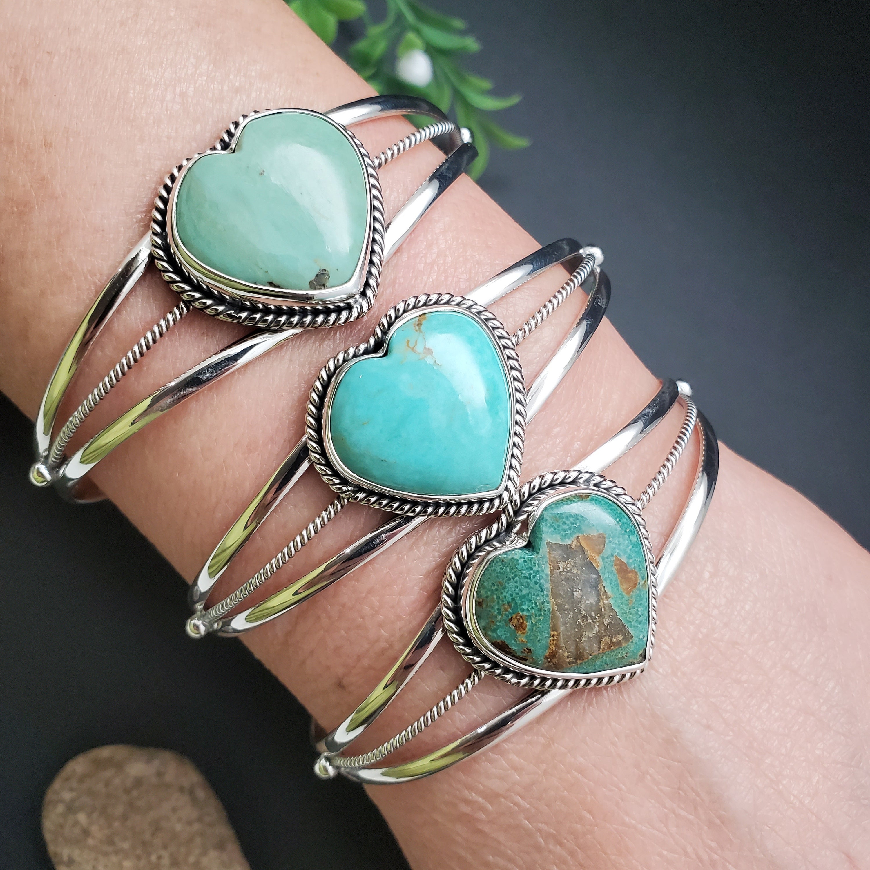 AAC #009 | ロイストン ターコイズ ハート ブレスレット カフ