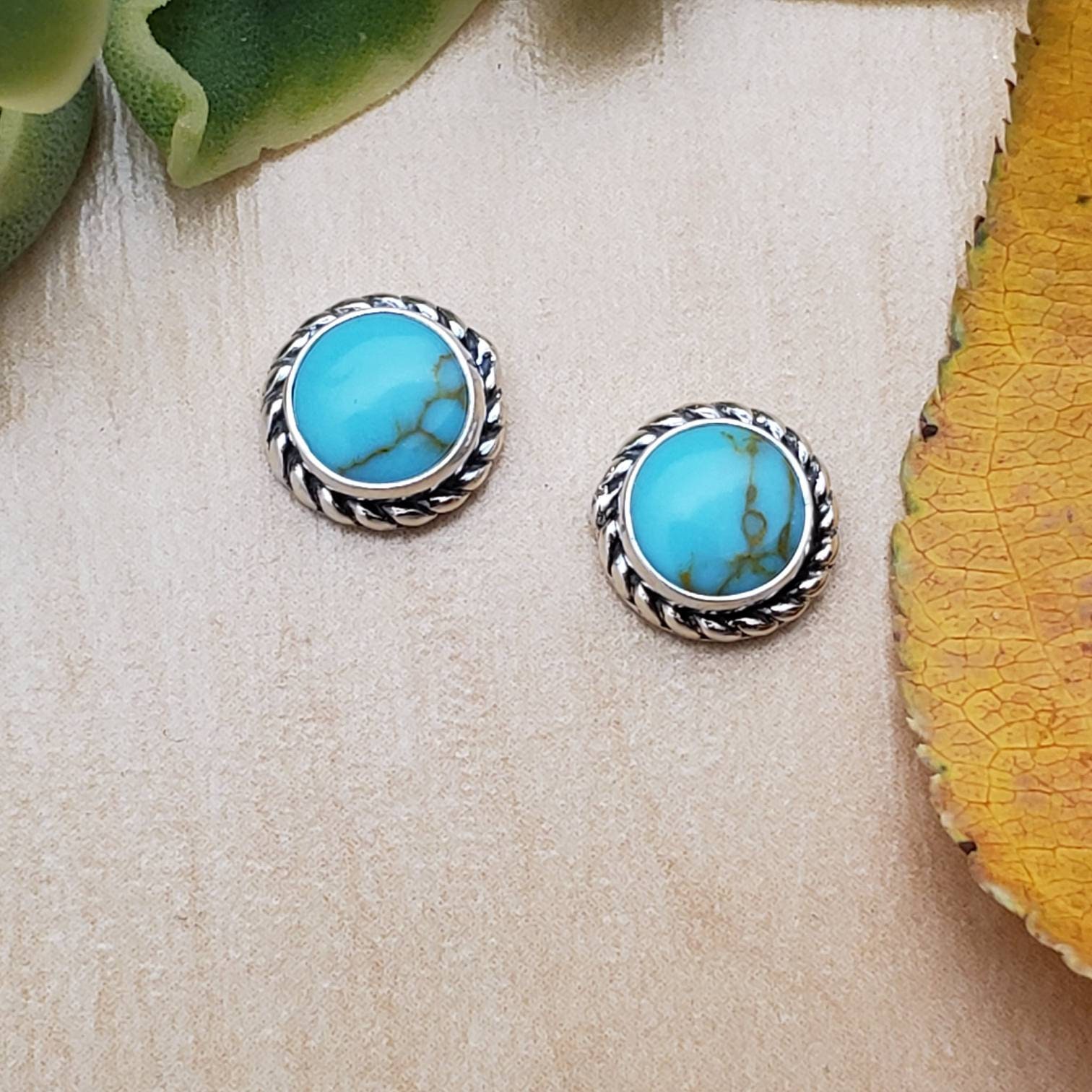 Turquoise Naturelle Kingman Arizona - 261,25 Carats, Pierre Massive Non Percée, Forme Irrégulière Fantaisie - Pièce Exceptionnelle Pour Collection Ou Joaillerie