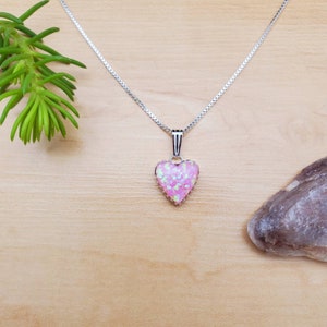 SoCute925 10x10mm Pink Opal Herz Halskette Anhänger mit Silberkette 18" | 925 Silber Rosa Opal Halskette | Zierliche Made in USA
