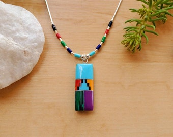 Collar con colgante rectangular multicolor grande SoCute925 con plata líquida de 40,6 cm / Collar grande multicolor estilo suroeste en plata de ley