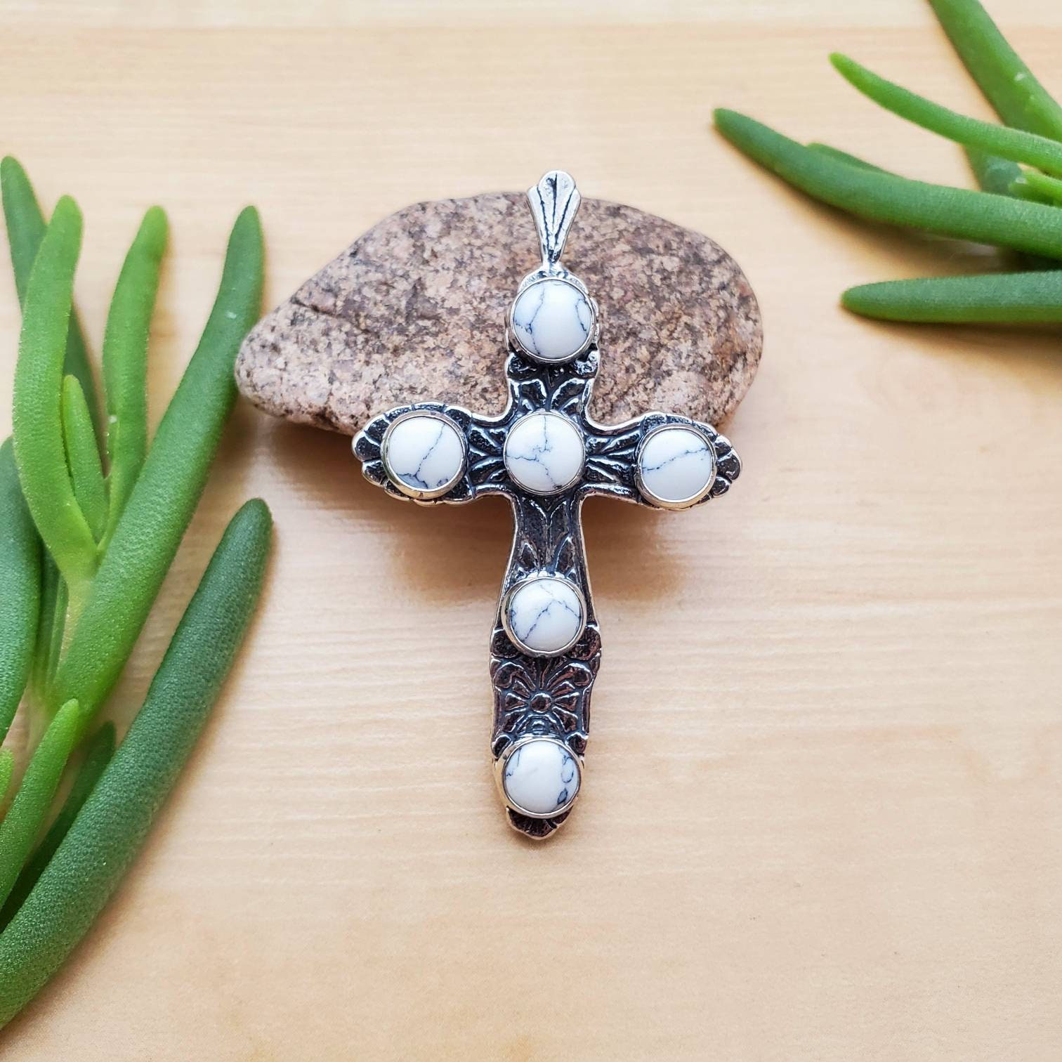 Socute925 Big White Buffalo Turquoise Cross Necklace Pendant