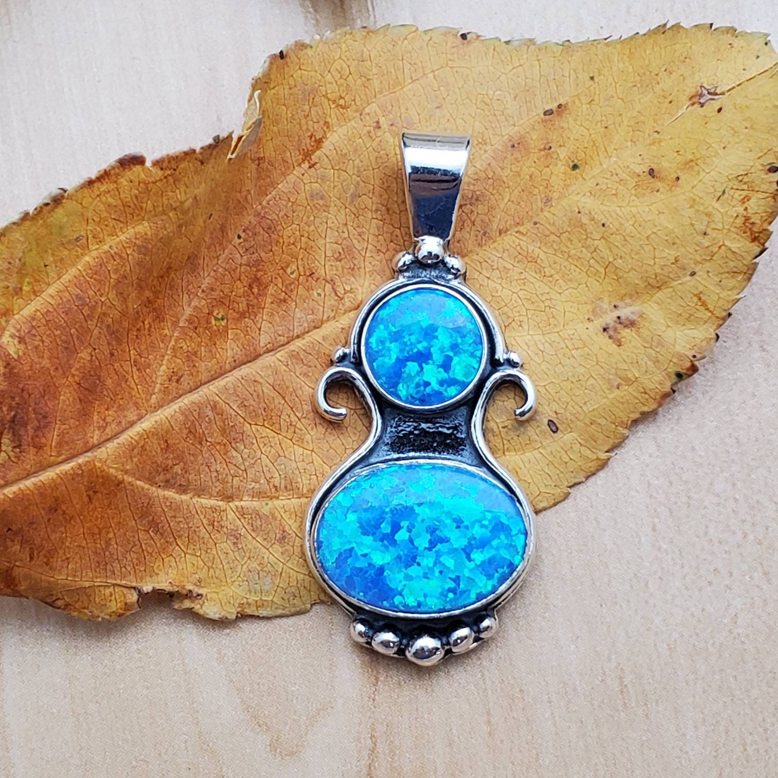 Big 2024 blue necklace