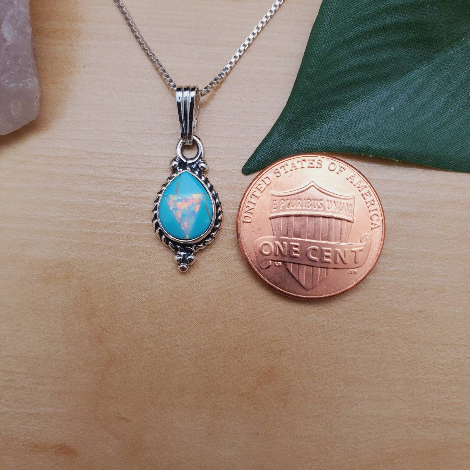 SoCute925 上品なホワイトオパールターコイズネックレスペンダント