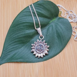 SoCute925 Joyful Happy Sunface Necklace Pendant With Silver Box Chain Choker Necklace 16 Inches | Sterling Silver Charm Sunface Necklace