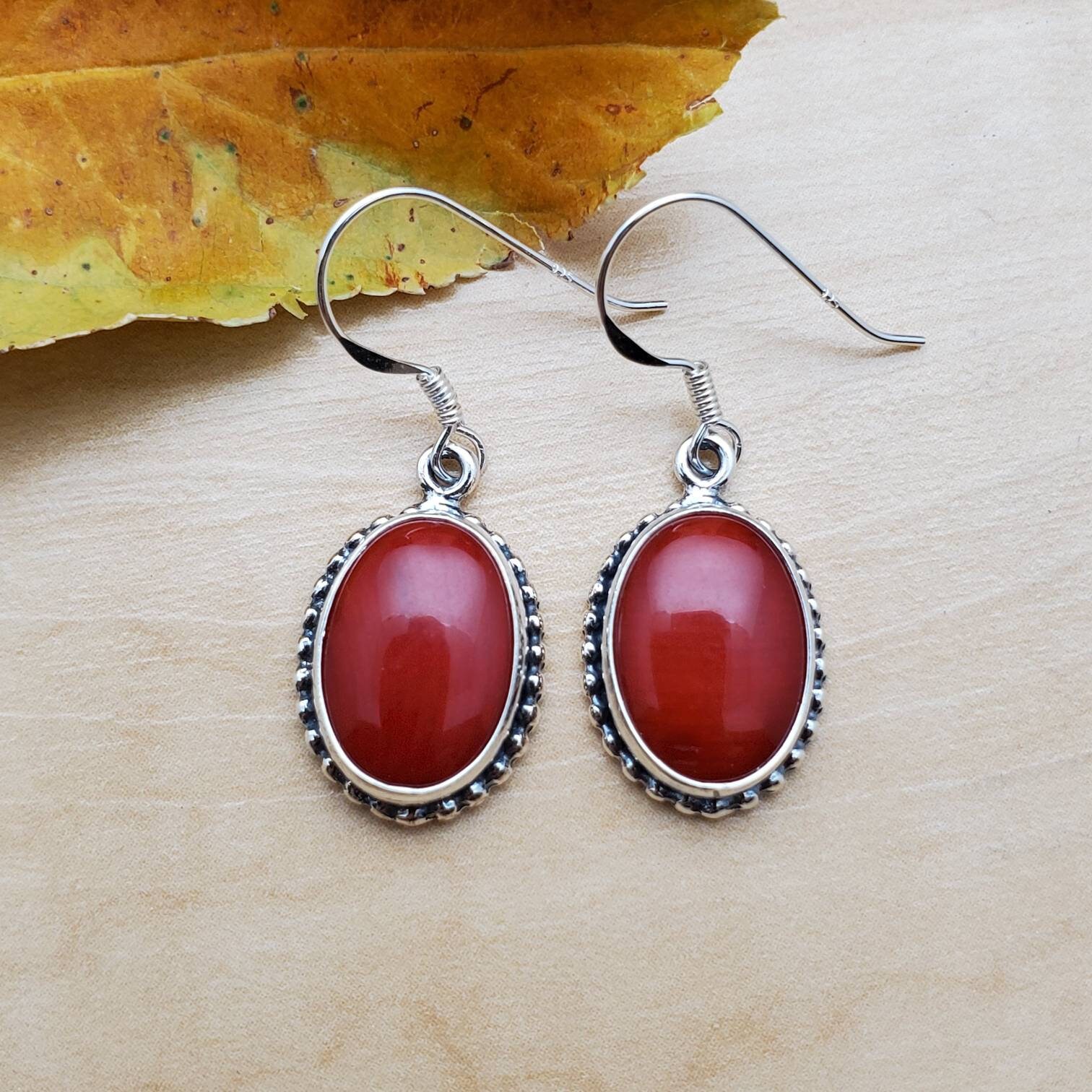 Boucles D'oreilles Pendantes En Argent 925‰ Et Corail Rouge - Neuf Avec étiquettes - Fermoir à Cliquet