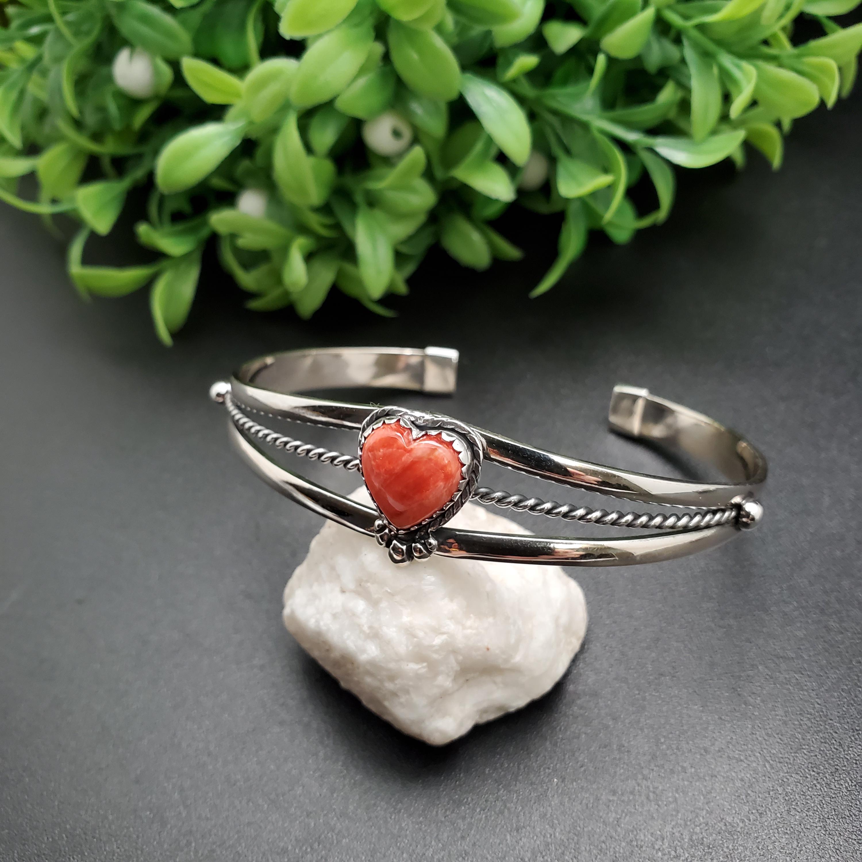 STN #C256 | Lovely Spiny Oyster Heart Bracelet Cuff | Sterling