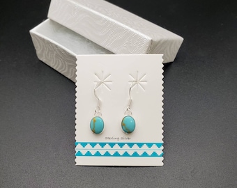 SoCute925 Kleine Kingman Türkis Ohrringe | Schlichte Türkis Ohrringe | Sterling Silber Türkis Schmuck | Alltag | Hergestellt in den USA