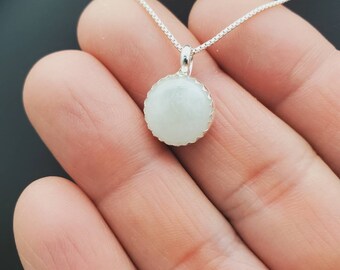STN #333 | Healing Rainbow Moonstone Necklace Pendant With Silver