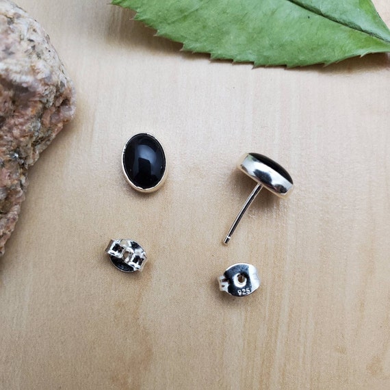 Black post earrings outlet
