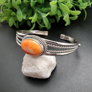 STN #C377 | Lovely Orange Spiny Oyster Bracelet Cuff | Sterling Silver Spiny Oyster Shell Bracelet | Spiny Oyster Shell Southwest Bracelet