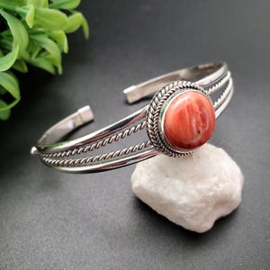 STN #C378 | Lovely Orange Spiny Oyster Bracelet Cuff | Sterling Silver Spiny Oyster Shell Bracelet | Spiny Oyster Shell Southwest Bracelet