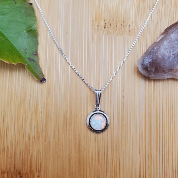 SoCute925 スモール ホワイトオパール ネックレス ペンダント シルバー 