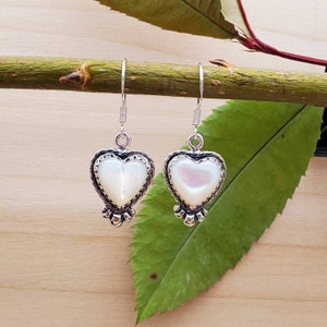 Sterling Silver Green Mother of Pearl Heart Dangle Earrings Sterling Silver Green Mother of Pearl Heart Dangle Earrings