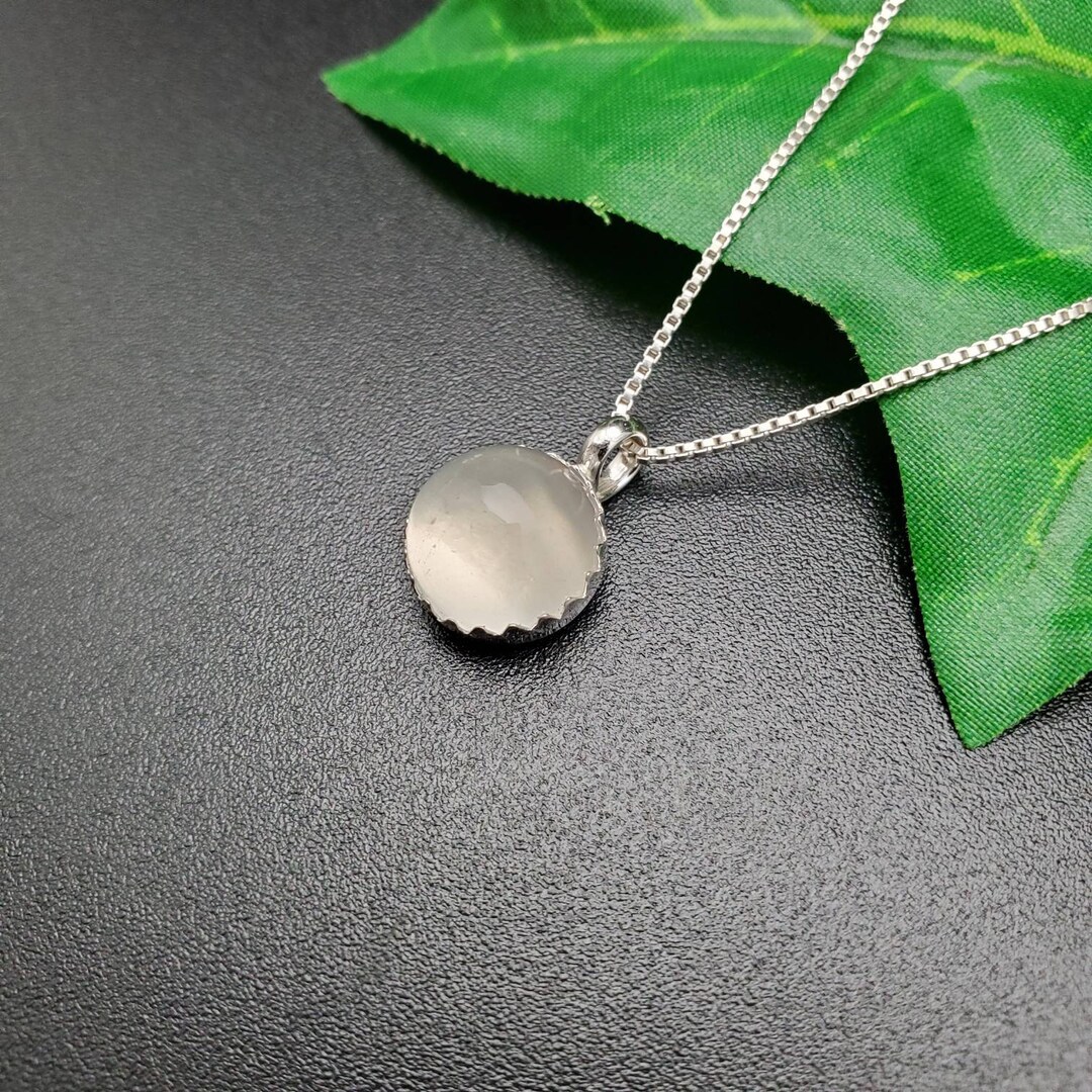 ヴィンテージスタイルのシルバーペンダント(ムーンストーン) B361 ムーンストーン STERLING SILVER刻印 ペンダント