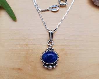 SoCute925 Colgante de collar de lapislázuli azul delicado con collar de cadena de plata de 18" / Collar de plata de ley / Collar del suroeste / Hecho en EE. UU.