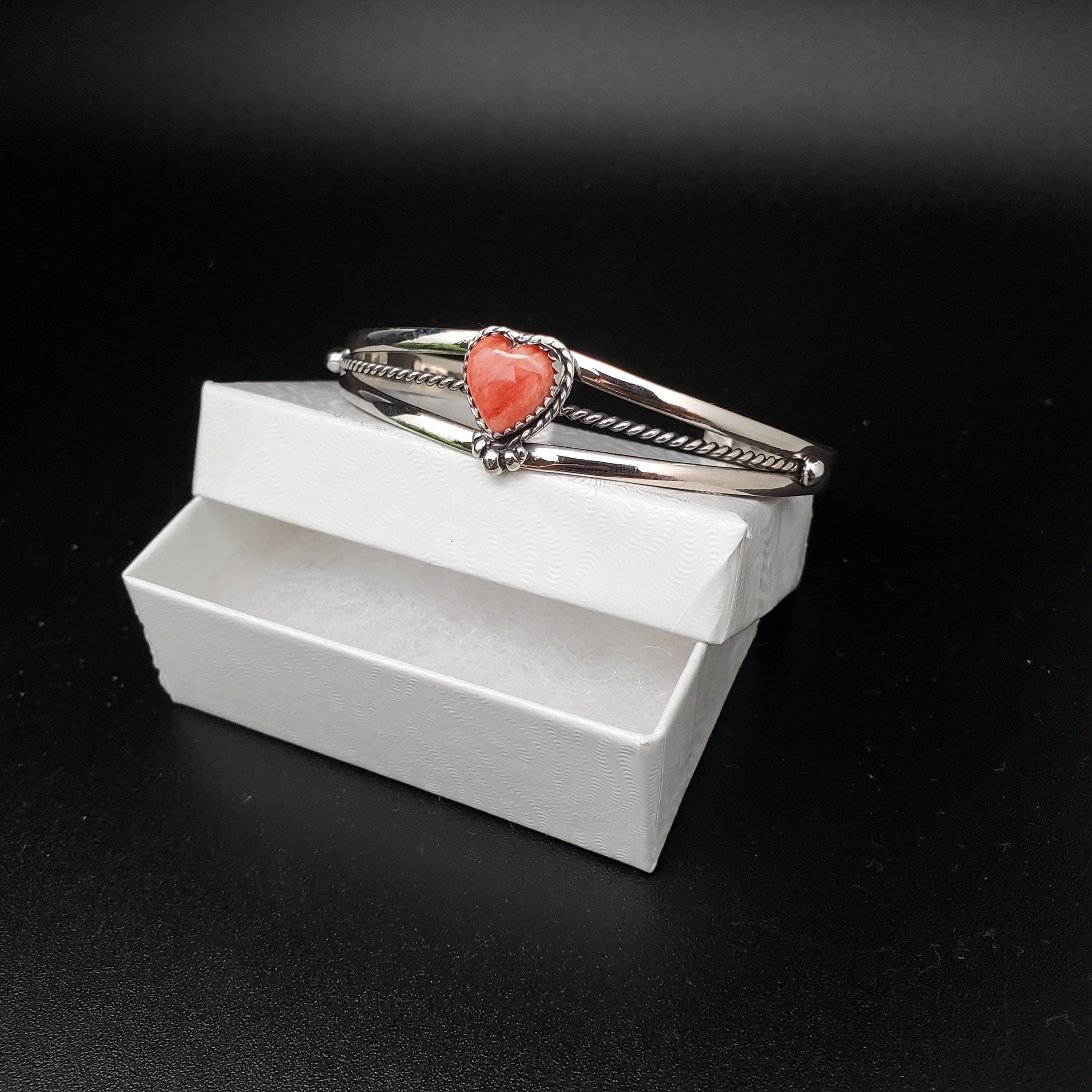 STN #C256 | Lovely Spiny Oyster Heart Bracelet Cuff | Sterling