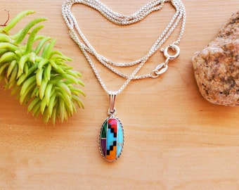 SoCute925 - Collar con colgante multicolor y cadena de caja de plata de 45 cm (18"), joyería del suroeste con incrustaciones pequeñas. Fabricado en plata de ley en EE. UU.