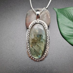STN #346 | Groß Grau Labradorit Halskette Anhänger Optionen mit Silber Kette Halskette | Sterling Silber Labradorit Anhänger | Hergestellt in den USA