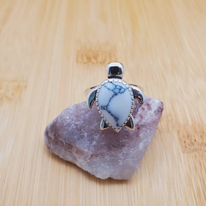SoCute925 Sea Life Rings | Sterling Silver Sea Turtle with White Buffalo Turquoise | White Turquoise Ring Size 5.5us or 6.25us | Made in USA