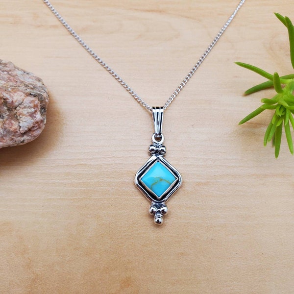 SoCute925 Kingman Turquoise Collier pendentif avec chaîne en argent 16" | Collier Kingman Turquoise en argent sterling | Bijoux en argent turquoise