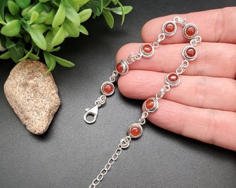 繊細なヒーリングカーネリアンブレスレット 7インチ（1インチチェーン