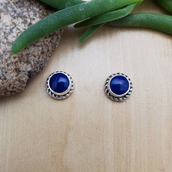 Puces d'oreilles bleues délicates en lapis SoCute925 | Boucles d'oreilles en lapis | Clous d'oreilles en argent sterling en lapis | Puces bleues | Bijoux bleus délicats en lapis