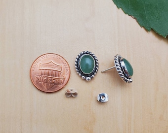 Zierliche grüne Aventurin Ohrstecker | Sterling Silber Ohrstecker | Kleine Aventurin Ohrringe | Boho Südwesten Ohrringe | Hergestellt in den USA