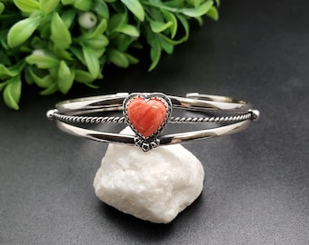 STN #C256 | Lovely Spiny Oyster Heart Bracelet Cuff | Sterling