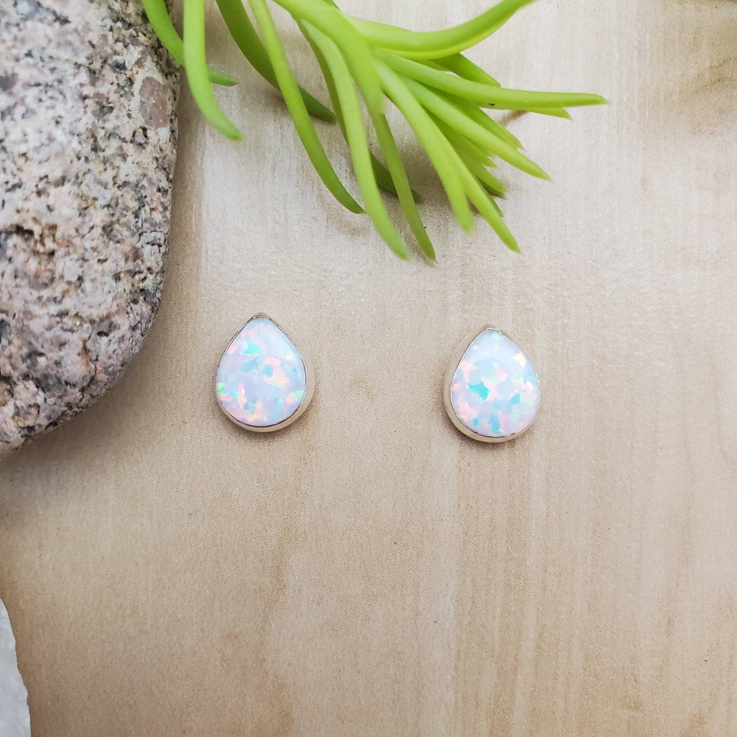 ☆TATIANA☆ Opal Modern Earrings EC3062 Amazon.com: Enticera G23 Titanium Opal Earrings for