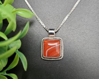 STN #93 / Colgante de collar de ágata cuadrada de 12 mm / Colgante de ágata con bandas naranjas en plata esterlina / Colgante del suroeste / Colgante cuadrado de ágata