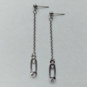 Silver safety pin earrings Paper clip earrings Minimalist chain earrings Gothic jewelry Y2k  Indie Goth Edgy Punk Aesthetic Grunge style