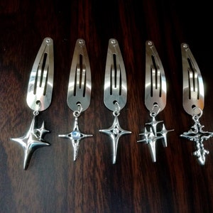 1 Pair gothic star hair clips Falling star hair clips Rock star’s girlfriend Vintage silver cross Shooting star barrettes Spike star Punk