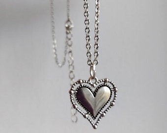 Silver heart necklace Gothic minimalist necklace Romantic necklace Stainless steel chain Y2k jewelry Openwork heart Grunge Punk Alternative