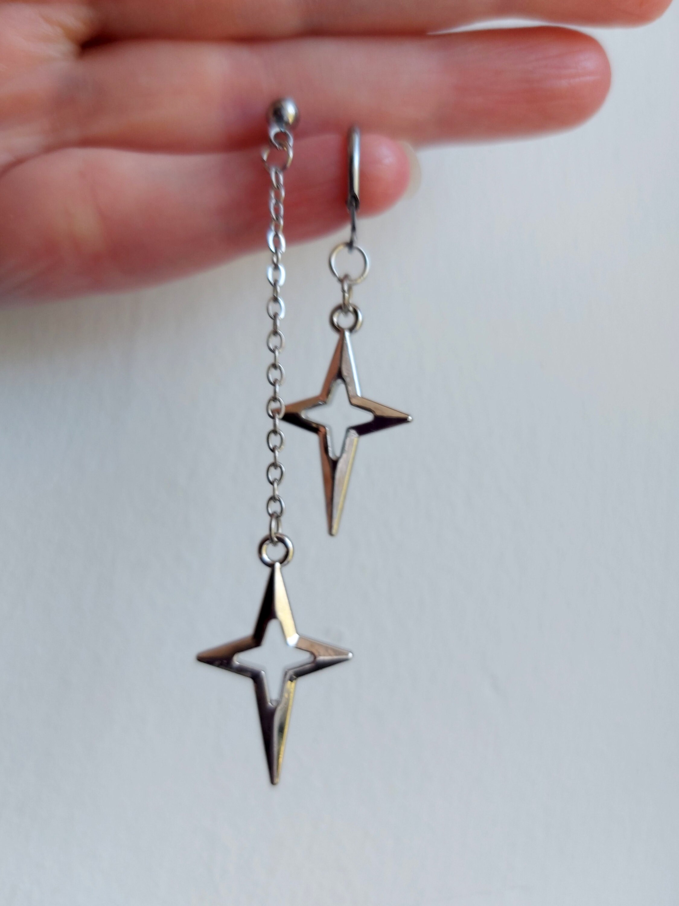 CoCopeaunt Butterfly Pearl Earrings Cute Y2K Earrings Aesthetic Grunge Earrings Preppy Stuff Y2K Jewelry Gothic Dangle Earrings