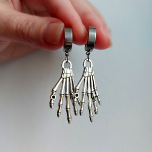 Skeleton hand hoop earrings Gothic anatomy earrings Human hand earrings Spooky jewelry Grunge Goth Devil Punk Emo Horror Witch Demon Evil