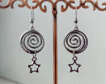 Srebrne spiralne kolczyki w kształcie gwiazdy Galaktyka spiralna Kolczyki w kształcie spirali w stylu gotyckim Haczyki ze stali nierdzewnej Y2K Styl grunge Prosty hipisowski