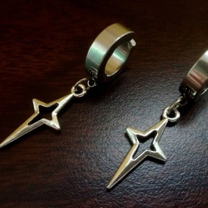 Falling star earrings Silver polar star earrings Stainless steel hoop clip-on Gothic earrings No ear piercing Spike earrings Grunge Emo Gift